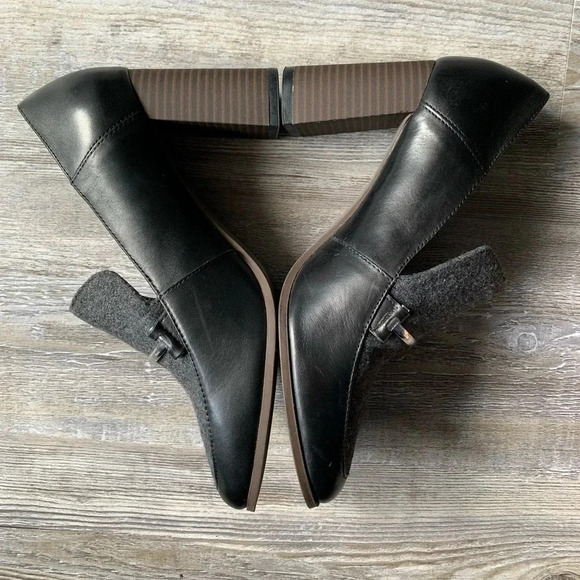 DKNY heels NWOT - Picture 6 of 8